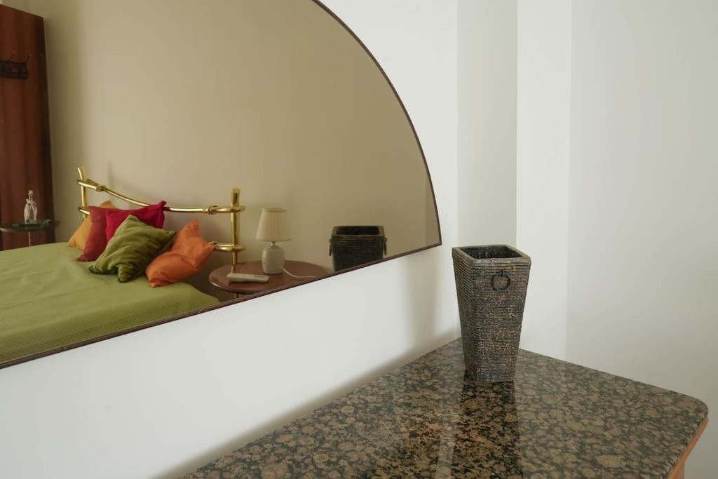 Dolce Sicily A 2Km Dal Centro Apartment Palermo Luaran gambar
